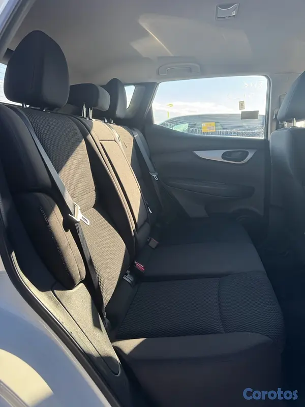 jeepetas y camionetas - NISSAN ROGUE SV 2020
 6