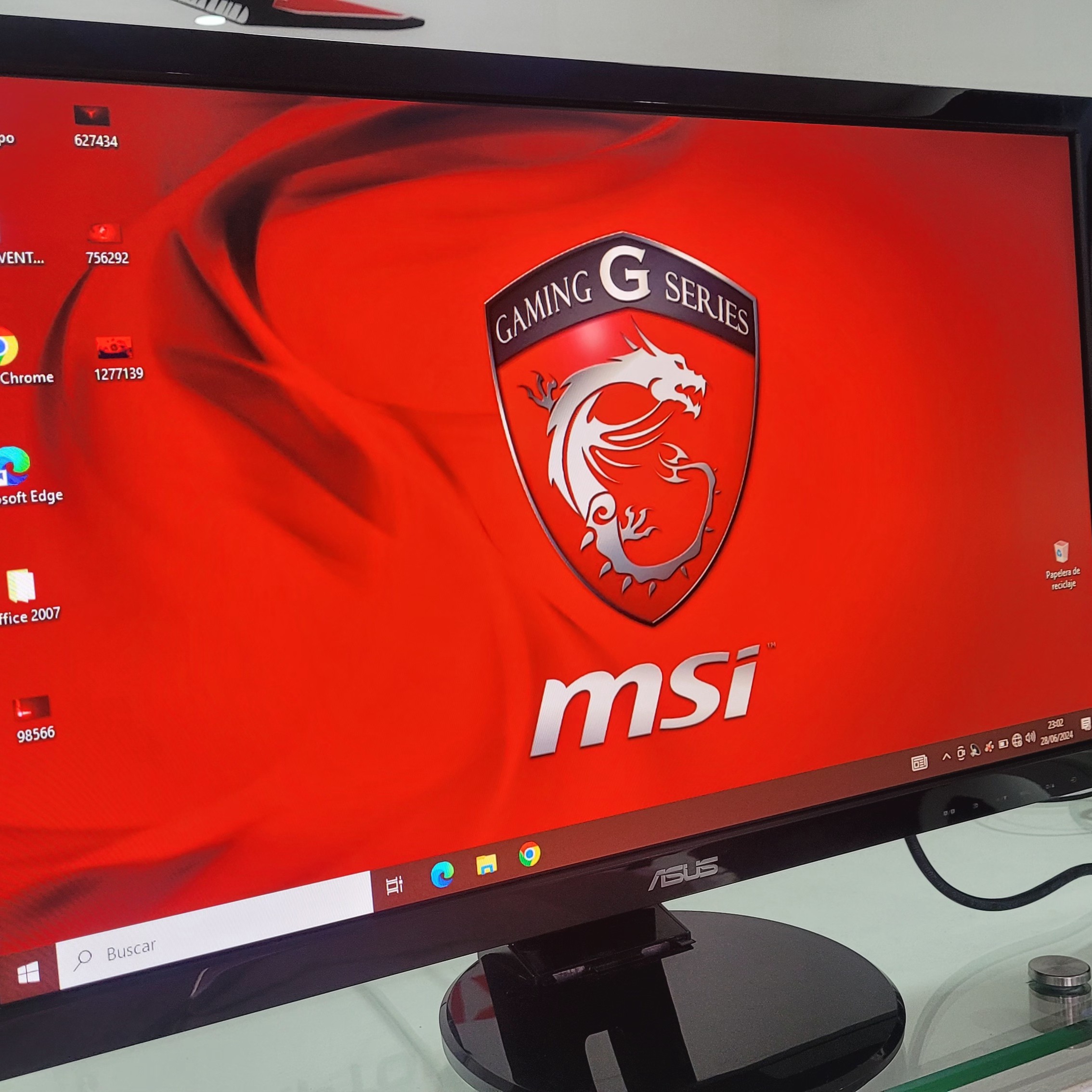 computadoras y laptops - Monitor asus 27 Pulgadas Full 1080p hdmi DisplayPort trae Bocinas  0