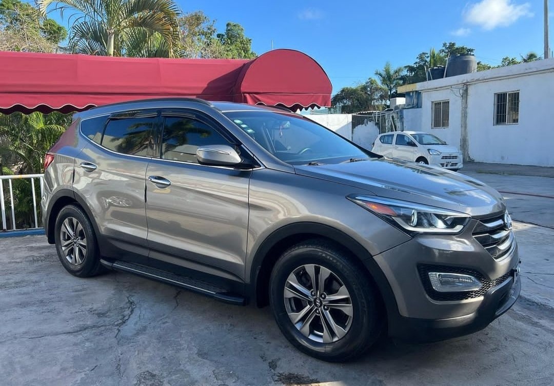 jeepetas y camionetas - 2015 Hyundai Santa Fe Sport 4x4 Push boton ✅