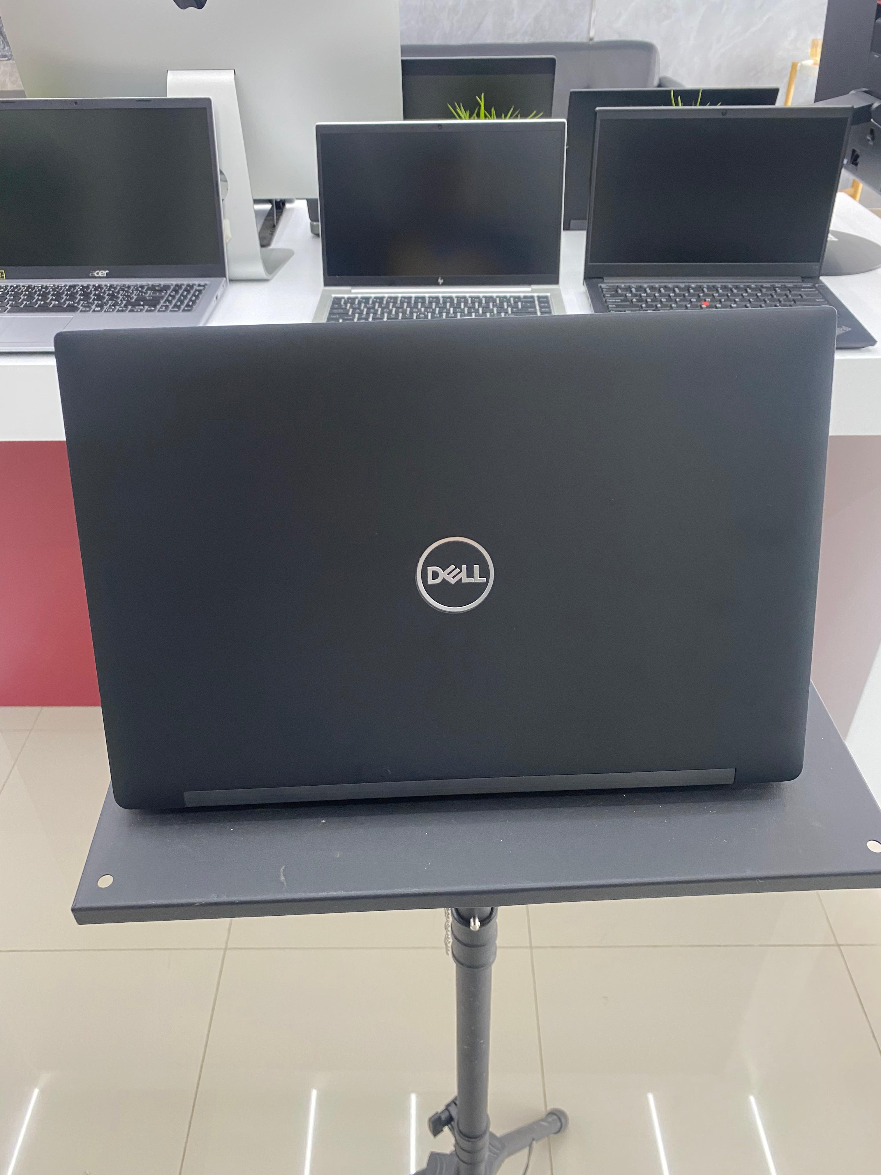 computadoras y laptops - Laptop Dell E7490 core i7 8va Gen 14 pulgadas 32GB 2