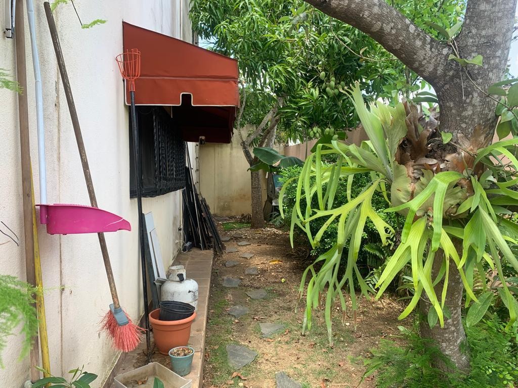 casas - VENDO Casa De 2 Niveles En Residencial Cerrado Altos De Arroyo Hondo III

 4