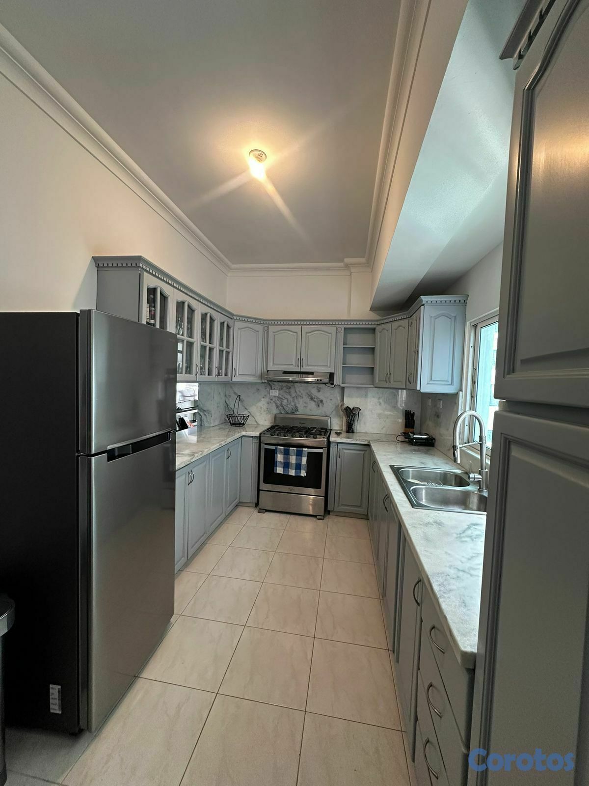 apartamentos - Apartamento Totalmente Amueblado en Alquiler en Pi 4