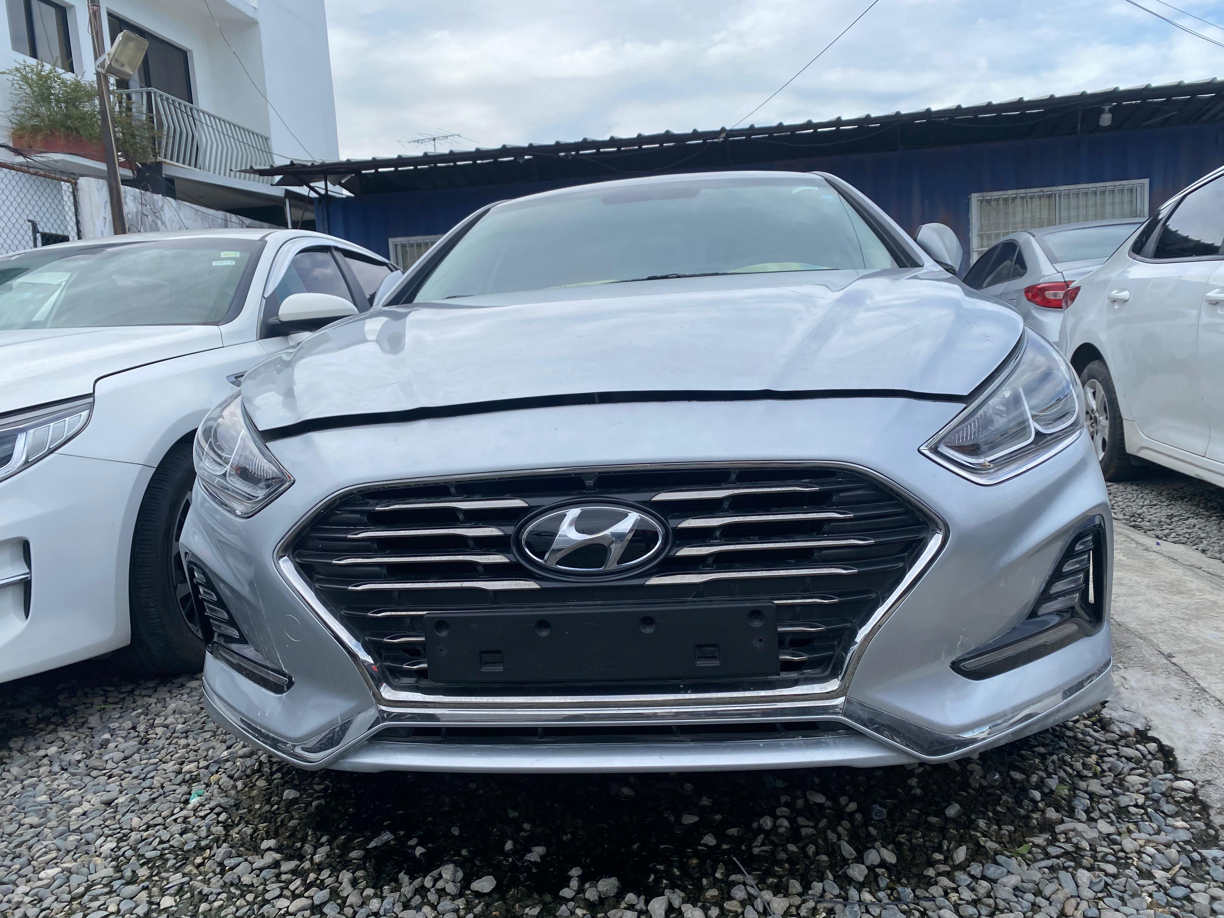 carros - HYUNDAI NEW RISE 2018 GRIS DESDE: RD$695,100.00 0
