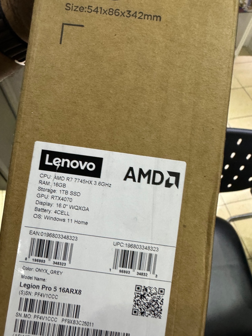 computadoras y laptops - PC Laptop Lenovo Legion PRO 5 R7 i7|16GB RAM| 1TB| RTX4070  Sellada  1