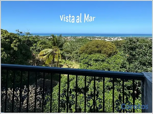 casas vacacionales y villas - Vendo Casa 3 Niveles (VISTA AL MAR) en  PUERTO PLA 8
