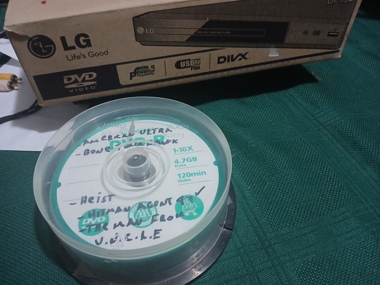 otros electronicos - LG DVD DivX Player + Cable HDMI 1