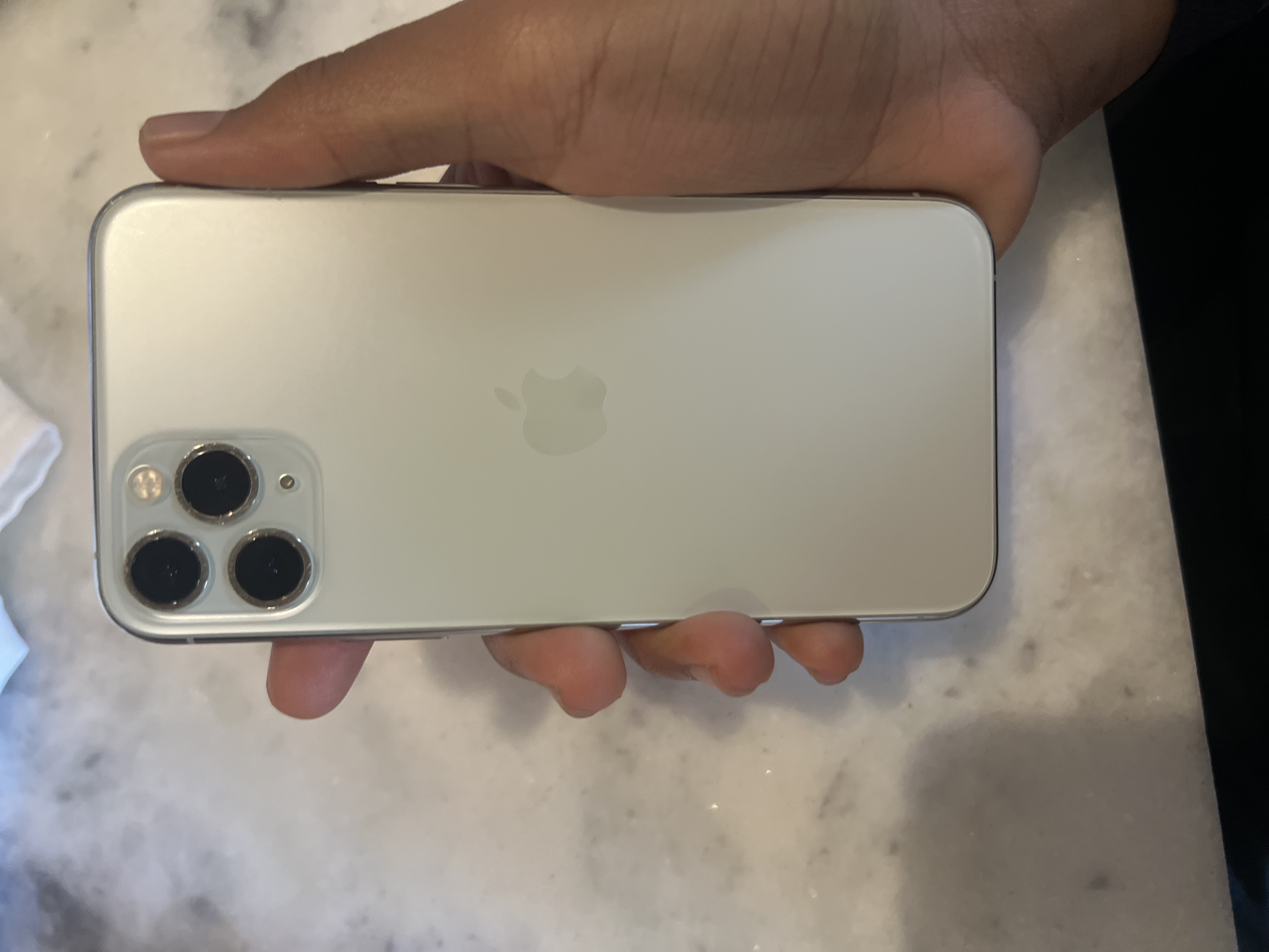 celulares y tabletas - iPhone 11 normal 
256gb
color blanco
