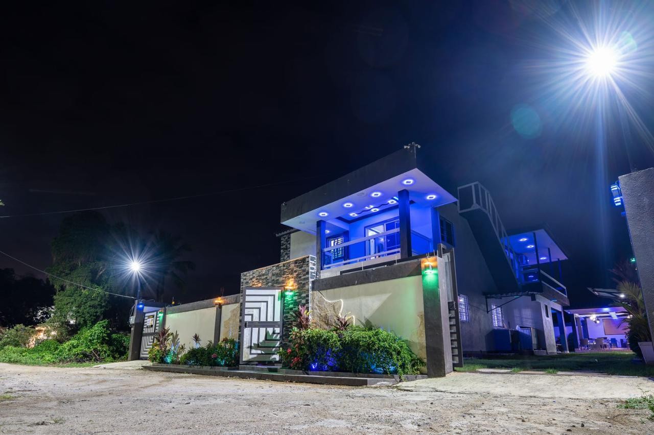casas vacacionales y villas -  Hermosa Villa en Juan Dolió Republica Dominicana 600mts2 0