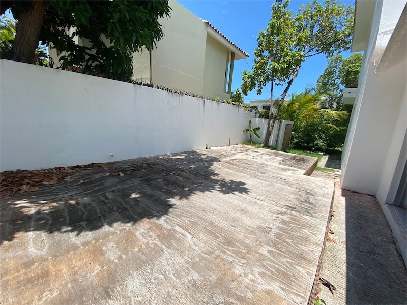 casas - Venta de casa en el Distrito Nacional cerca del jardín botánico Santo Domingo 1