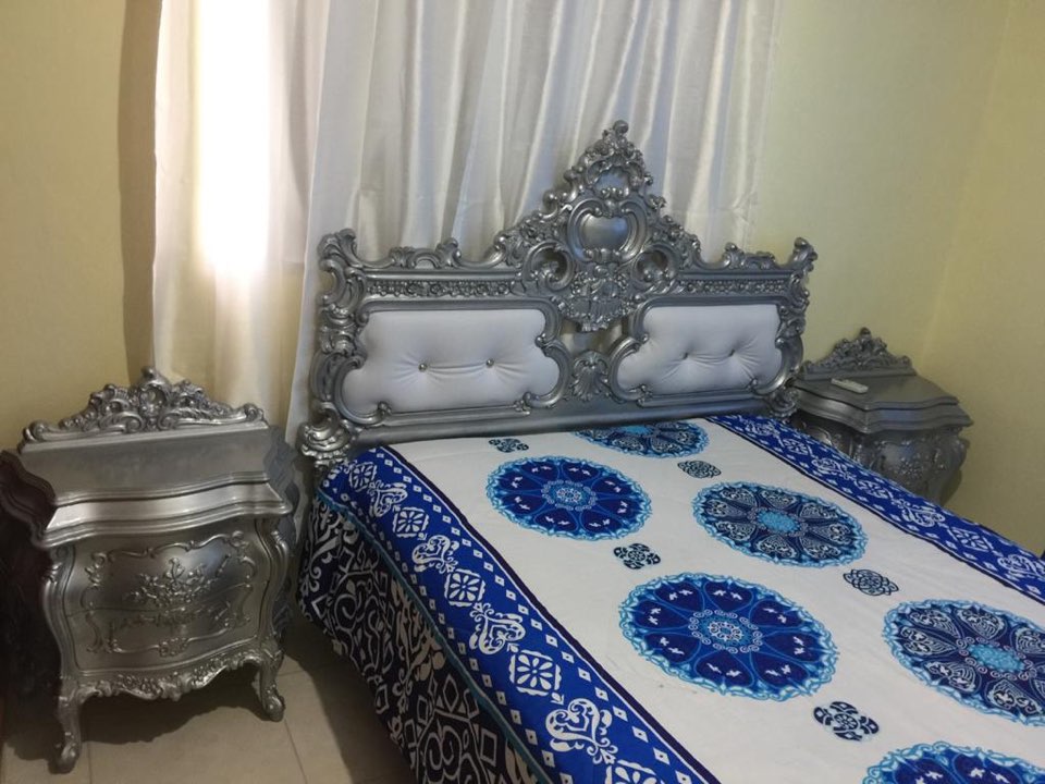 muebles y colchones - VENDO cama Luis XV Matrimonial