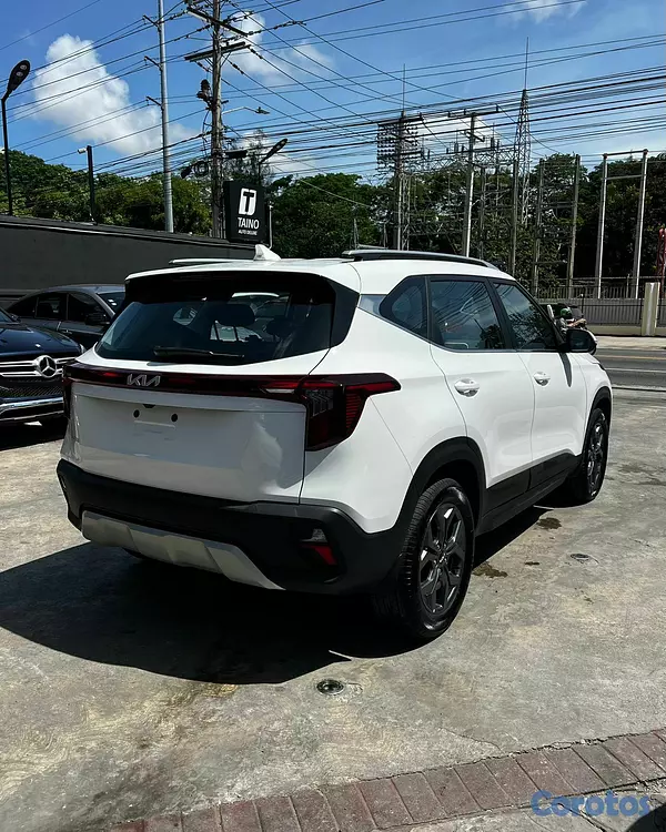 jeepetas y camionetas - Kia Seltos 2026 4