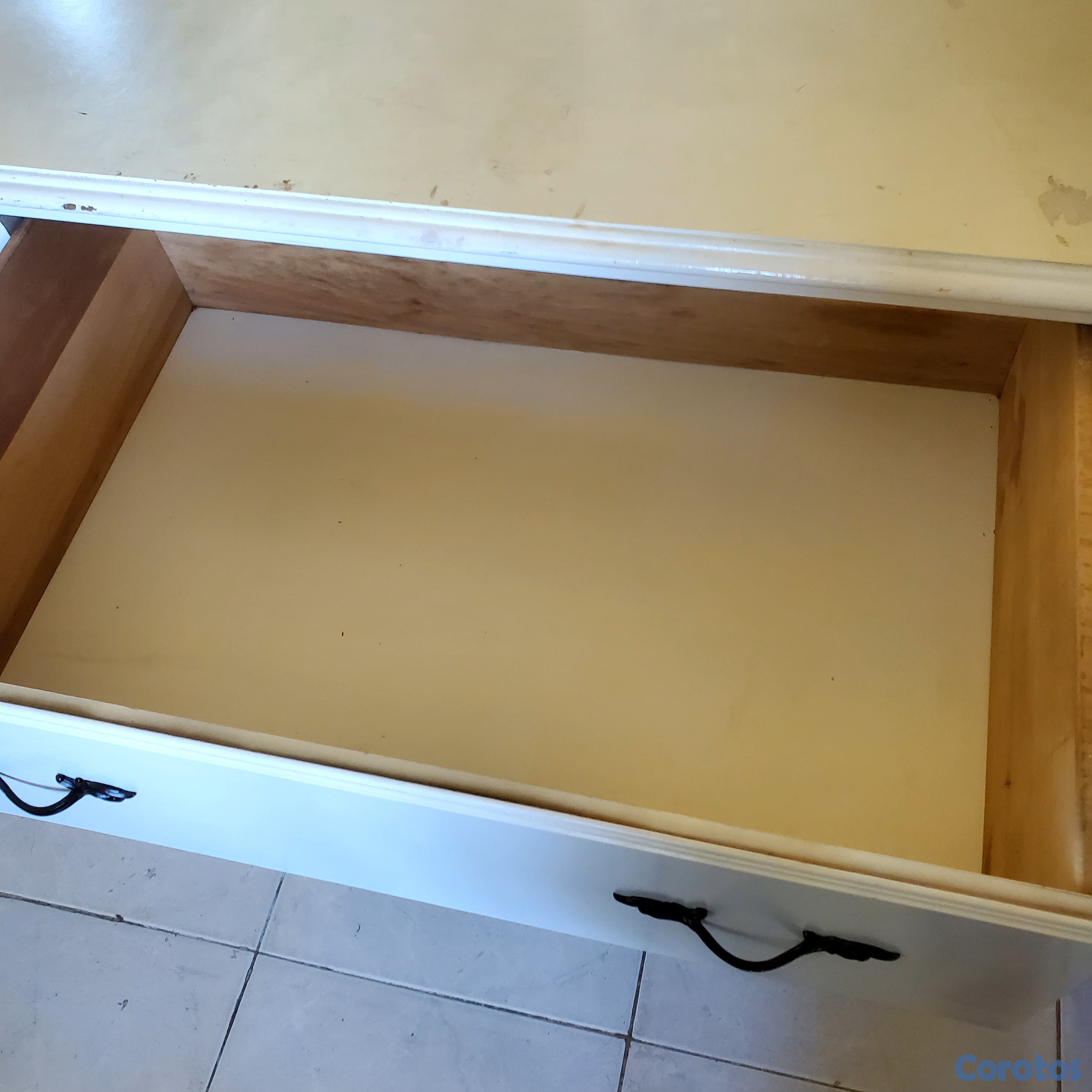 muebles y colchones - Gavetero Comoda 4 cajones. Espejo. Madera Solida 3