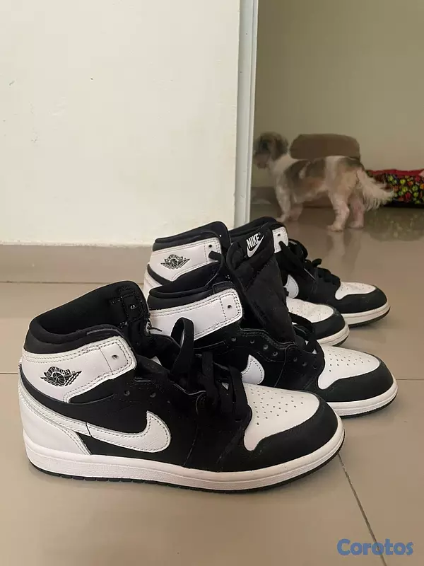 zapatos unisex - Vendo un par nuevos y los demás poco uso  7