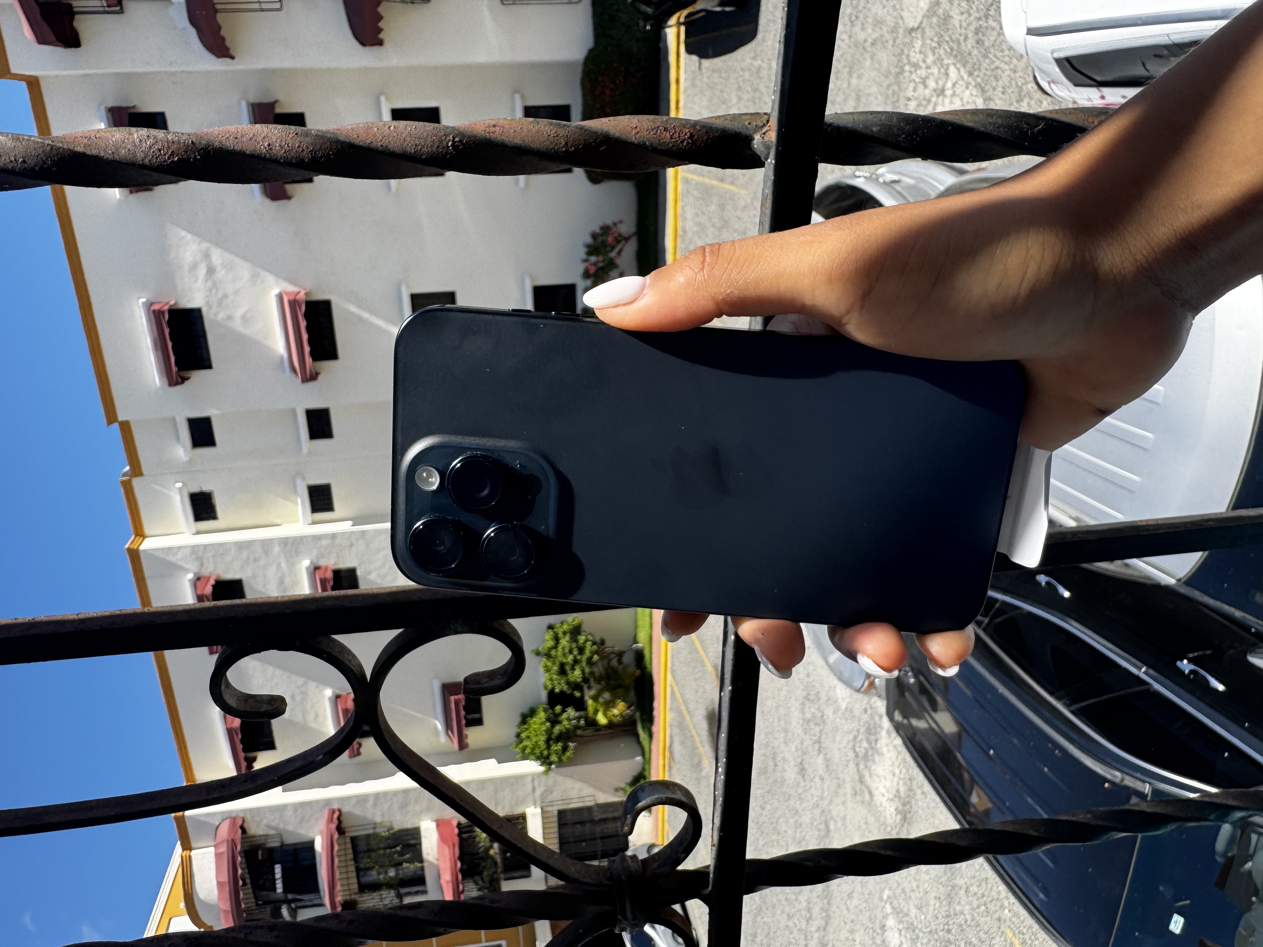 celulares y tabletas - iPhone 15 pro Max  1