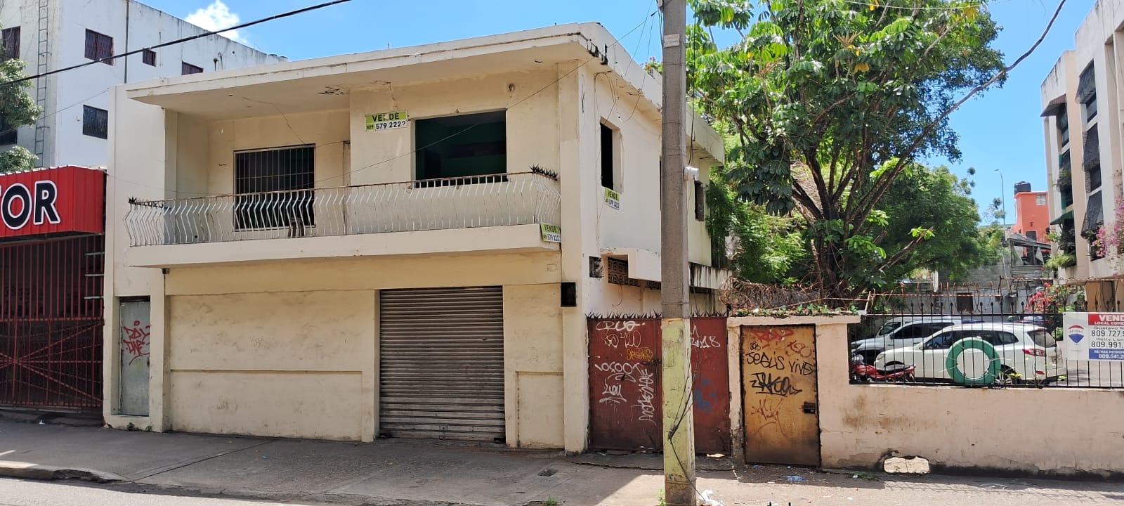 oficinas y locales comerciales -  **AV. 27 de FEBRERO ** EN VENTA  SOLAR/ LOCAL COM 3