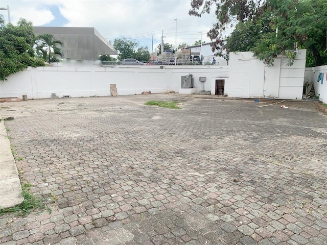 oficinas y locales comerciales - Local con espacio abierto 3 niveles 3