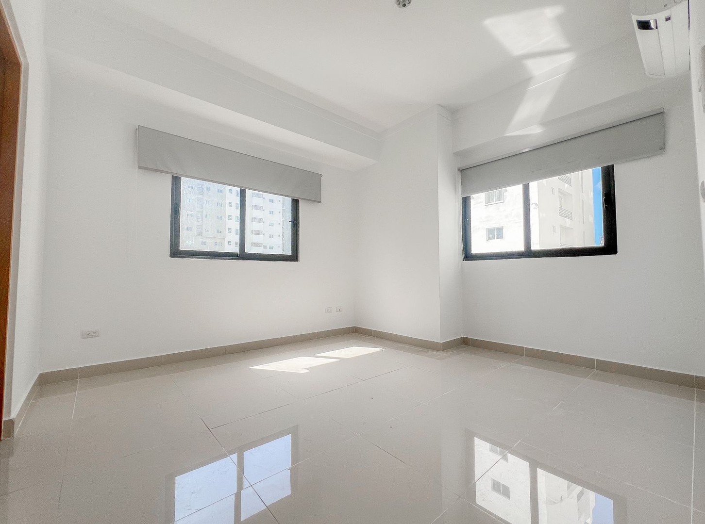 apartamentos - Evaristo Morales, Apartamento Con L/Blanca En Torre Moderna!! 5