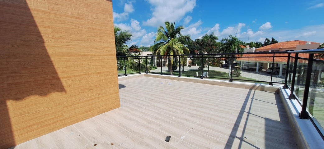 casas - Casa en venta Juan Dolio #24-1462 cuatro dormitorios, 4 parqueos, jacuzzi, estud 8