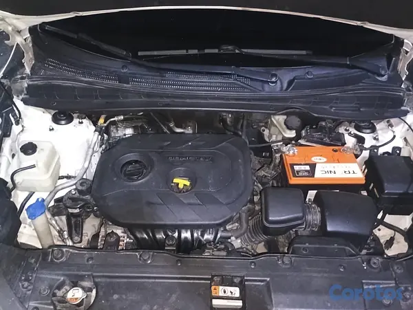 jeepetas y camionetas - Hyundai Tucson 2014 motor dohc  8