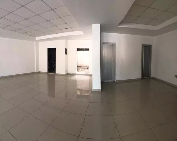 oficinas y locales comerciales - Local Comercial en Venta en ZONA COLONIAL 6