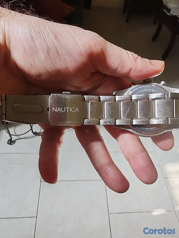 joyas, relojes y accesorios - Se vende Reloj Náutica  5