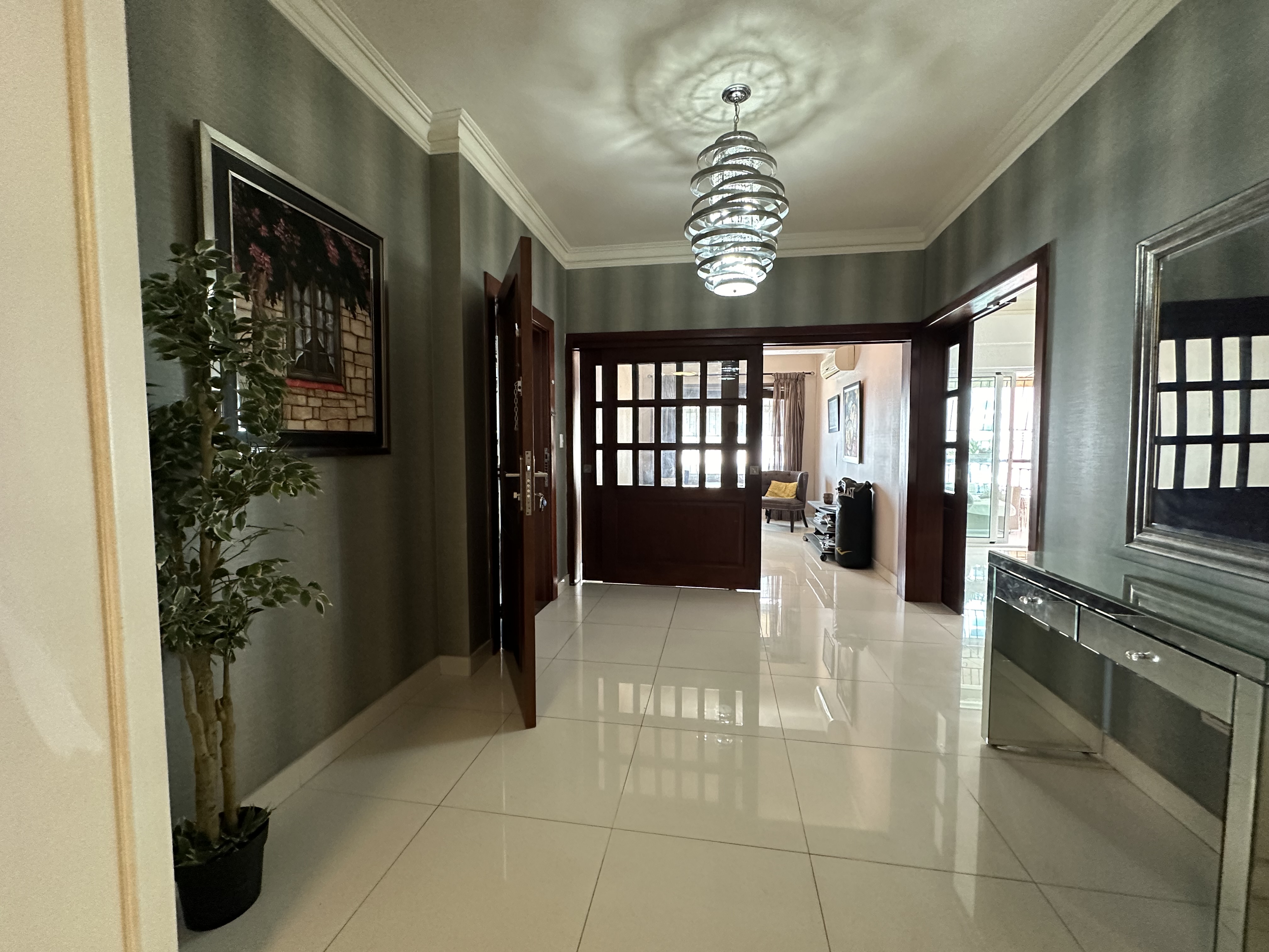 apartamentos - Alquiló piso 7 vacío bella vista sur tres hab con  5