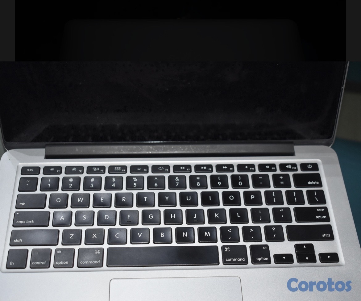 computadoras y laptops - Mackbook Pro 2015 Retina Pantalla 13 Pulgadas 6