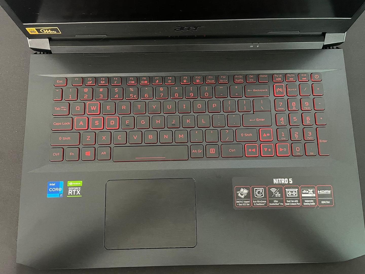 computadoras y laptops - LAPTOP GAMER DE ALTO RENDIMIENTO — ACER NITRO 5 17.3” RTX 3050 Ti  2