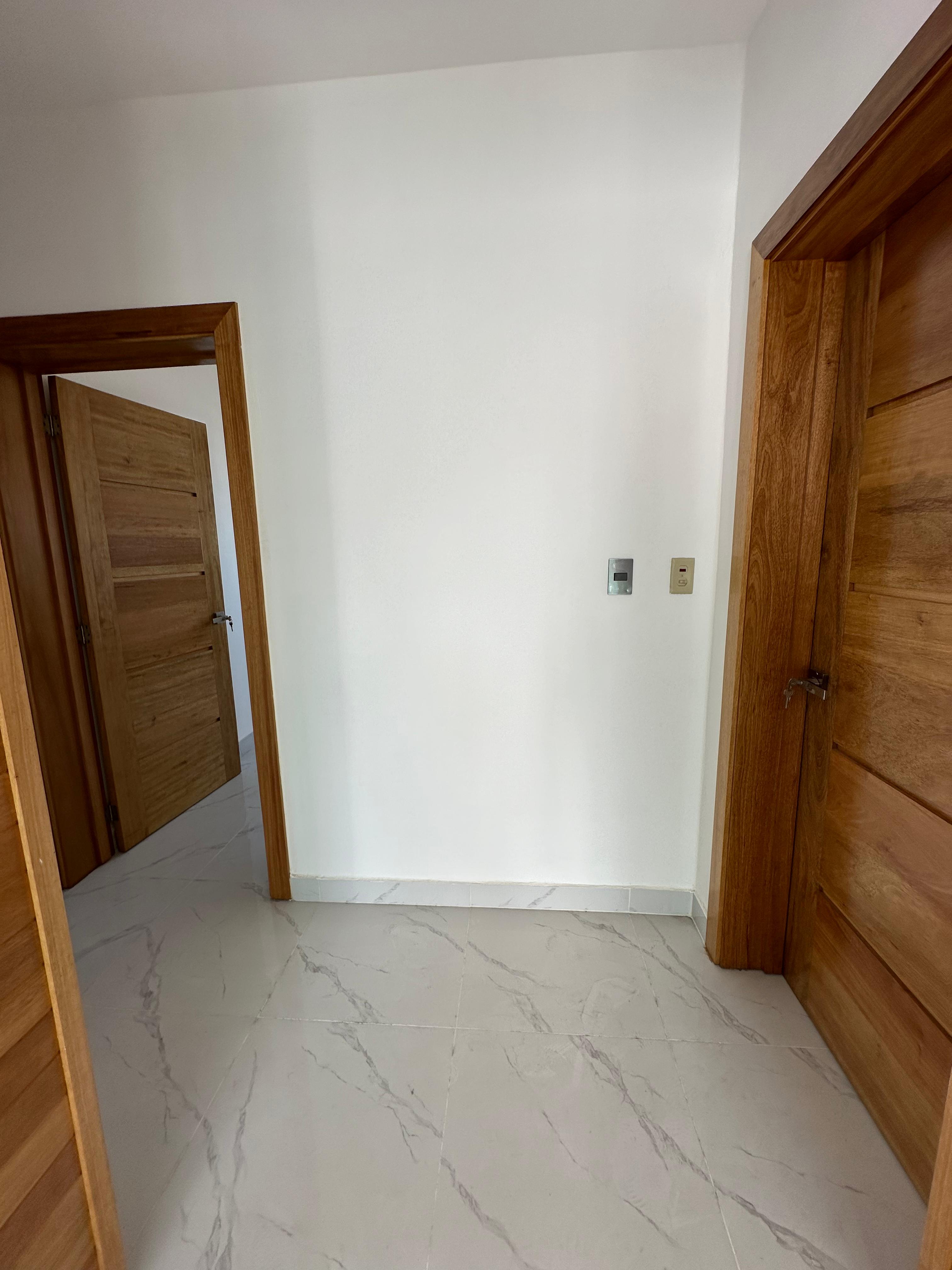 apartamentos - Apartamento con Excelente en Jardines del Sur  3