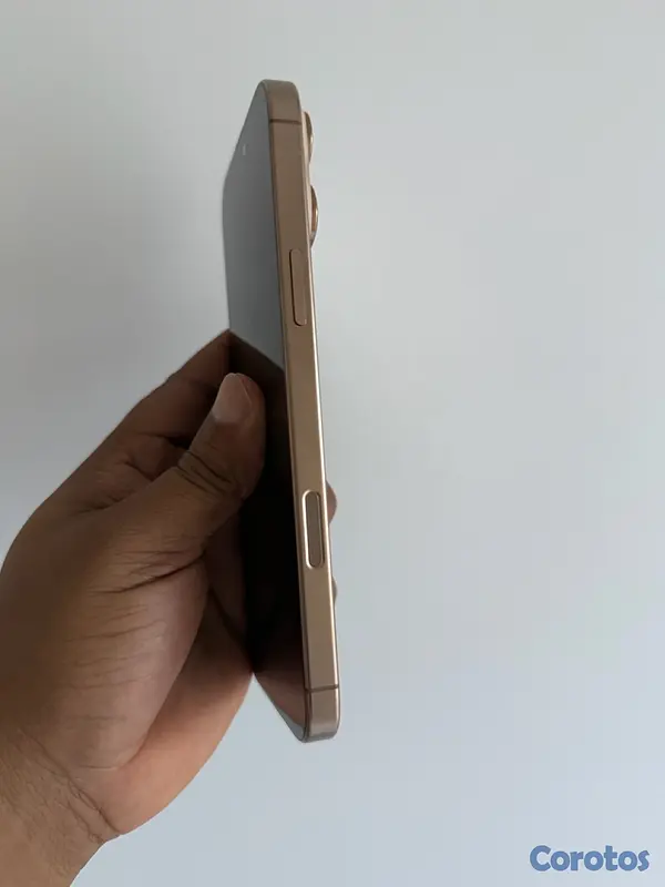 celulares y tabletas - vendo iphone 16 pro max 256gb factory 5