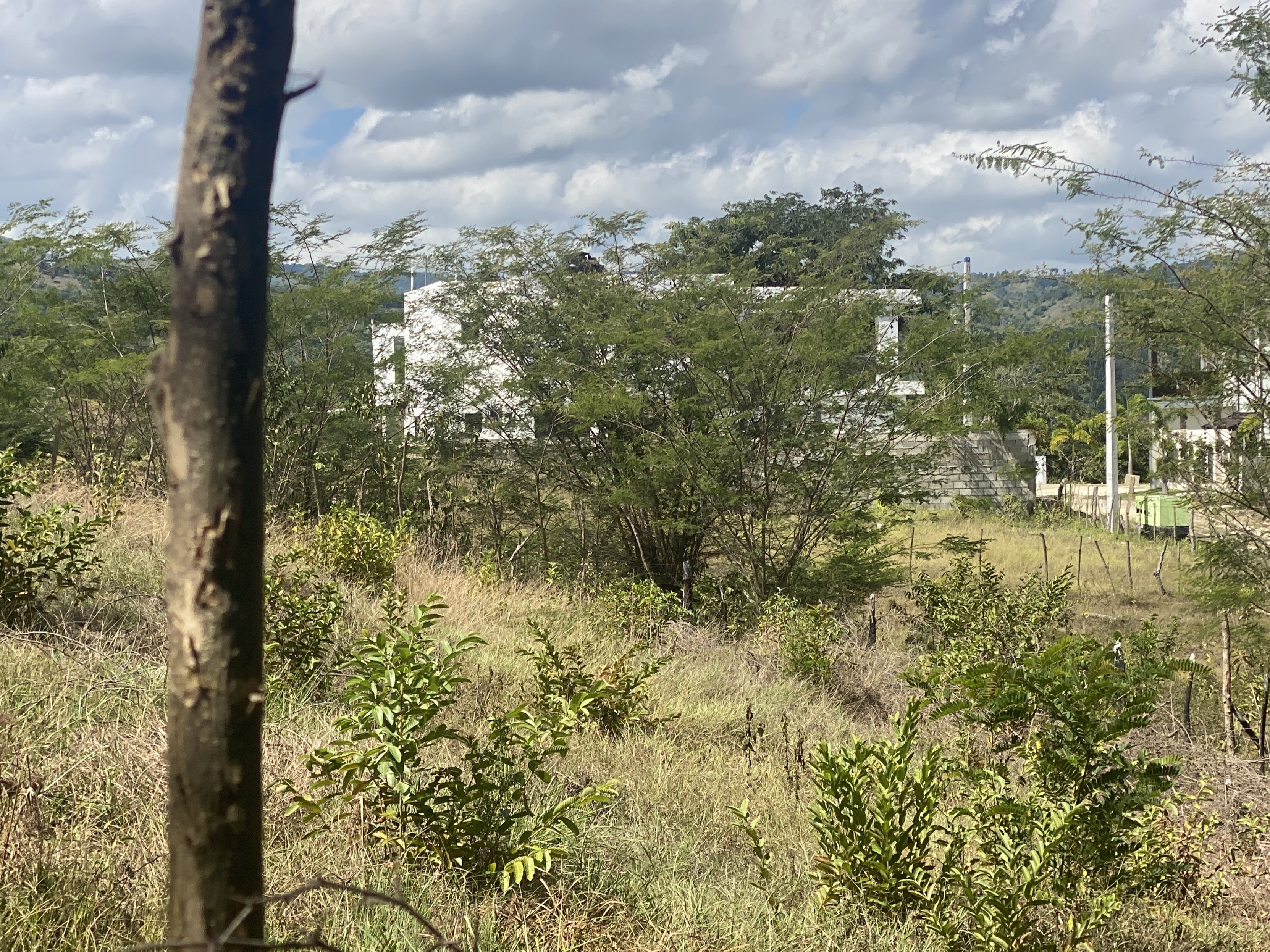 solares y terrenos - solar de 216 mts de venta en Camu  6