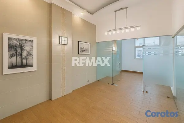 oficinas y locales comerciales - Local comercial de 68mt2 amueblado en alquiler en  3