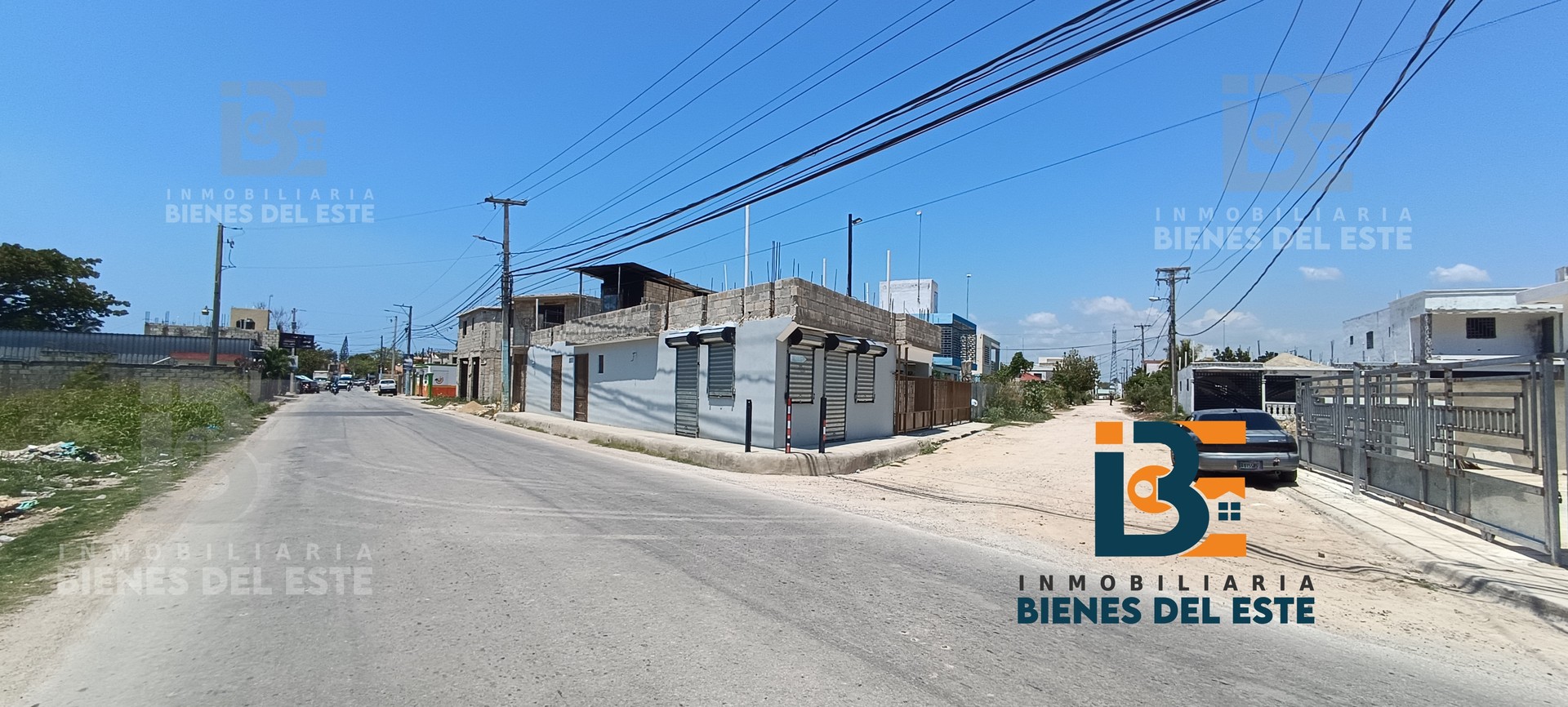 oficinas y locales comerciales - Renta Local Comercial en Villa Visan  0
