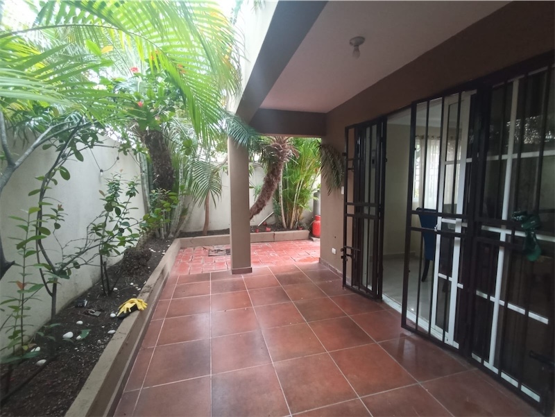 casas - Venta de casa en la independencia Distrito Nacional Santo Domingo  7