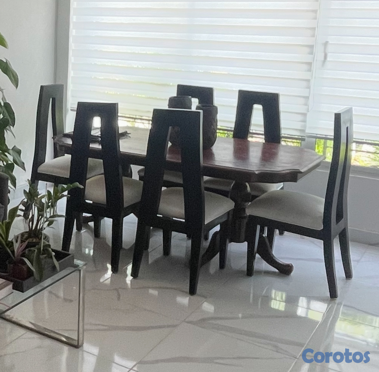 muebles y colchones - Comedor 6 sillas en caoba - vendo por espacio  1