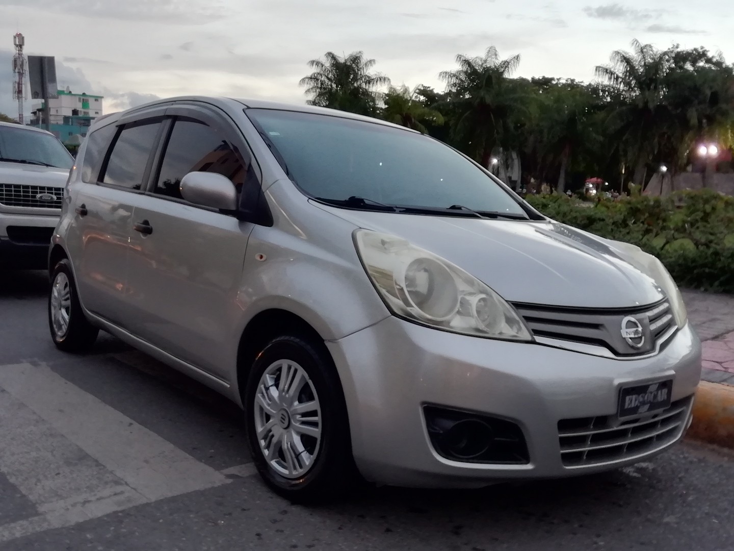 carros - Nissan Note 2010 impecable 