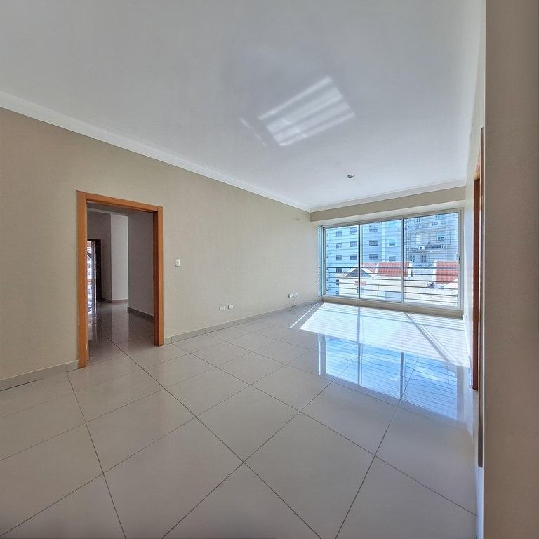 apartamentos - Venta de apartamento, Serrallés, ubicación primium
