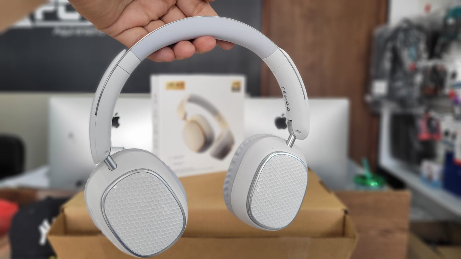 otros electronicos - Audífonos Bluetooth recargable  3