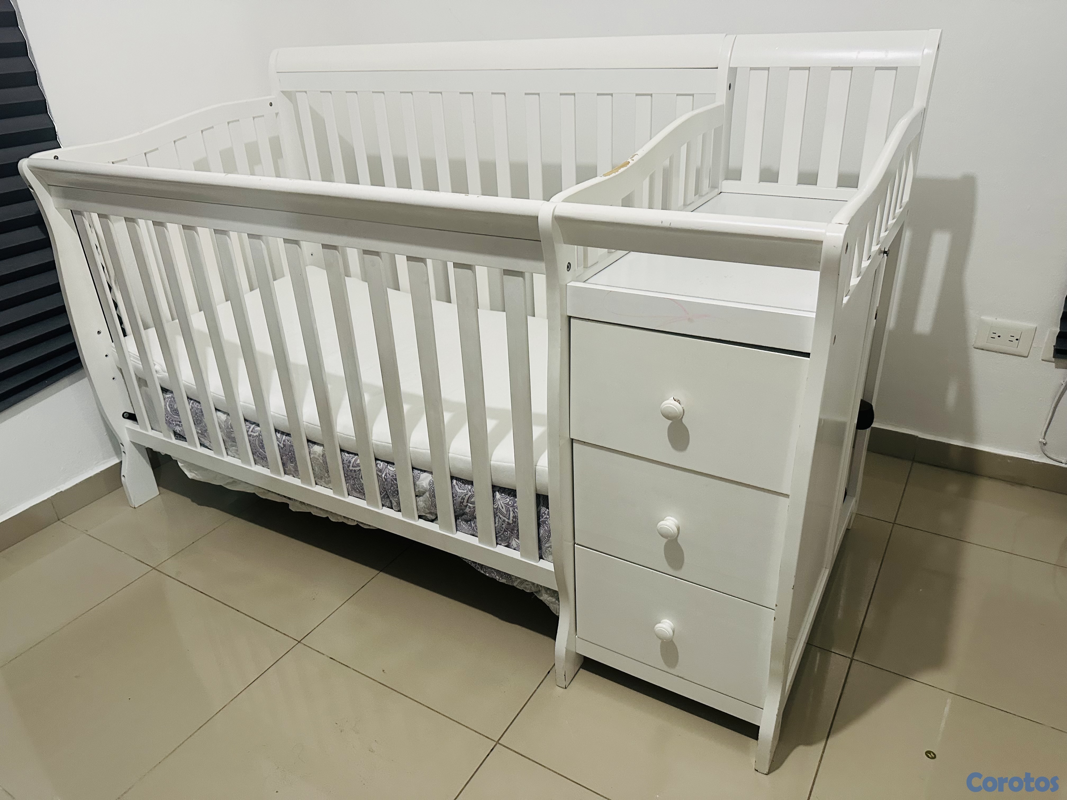 muebles - Cuna cama con cambiador incluido  4