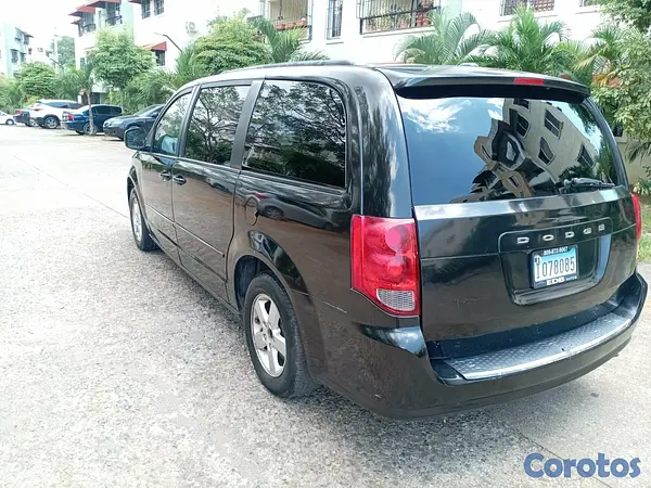 jeepetas y camionetas - DODGE cARAVAN 2012 SXT 11