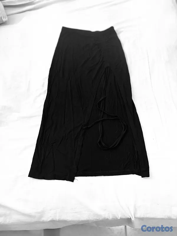 ropa para mujer - FALDA CON ABERTURA🖤 2