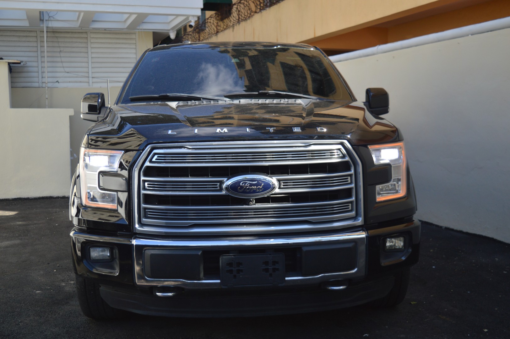 jeepetas y camionetas - 2016 Ford F150 Limited 3