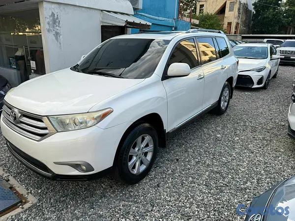 jeepetas y camionetas - toyota hilander 2013 3