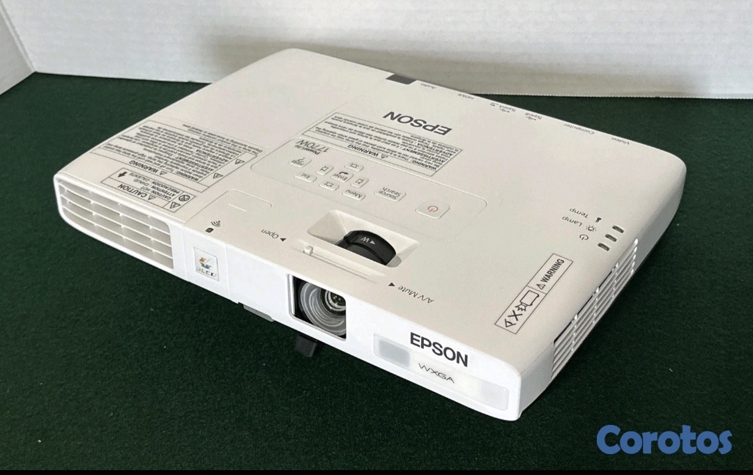 accesorios para electronica - Projector Epson 3LCD 3000 Lumens 5
