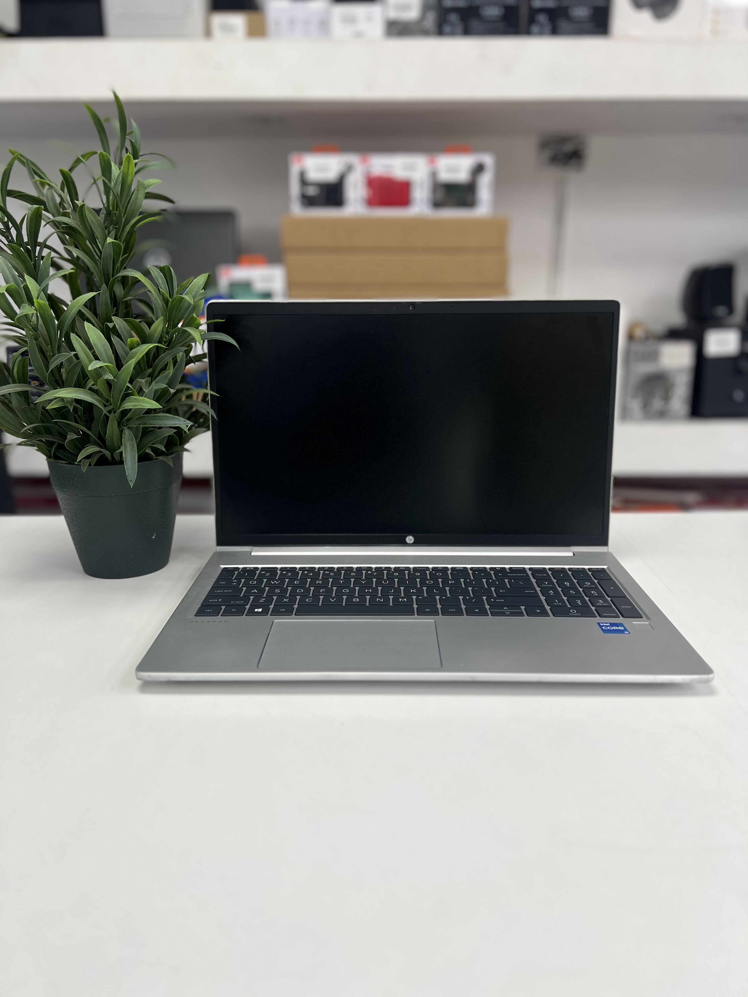 computadoras y laptops - LAPTOP HP 840 