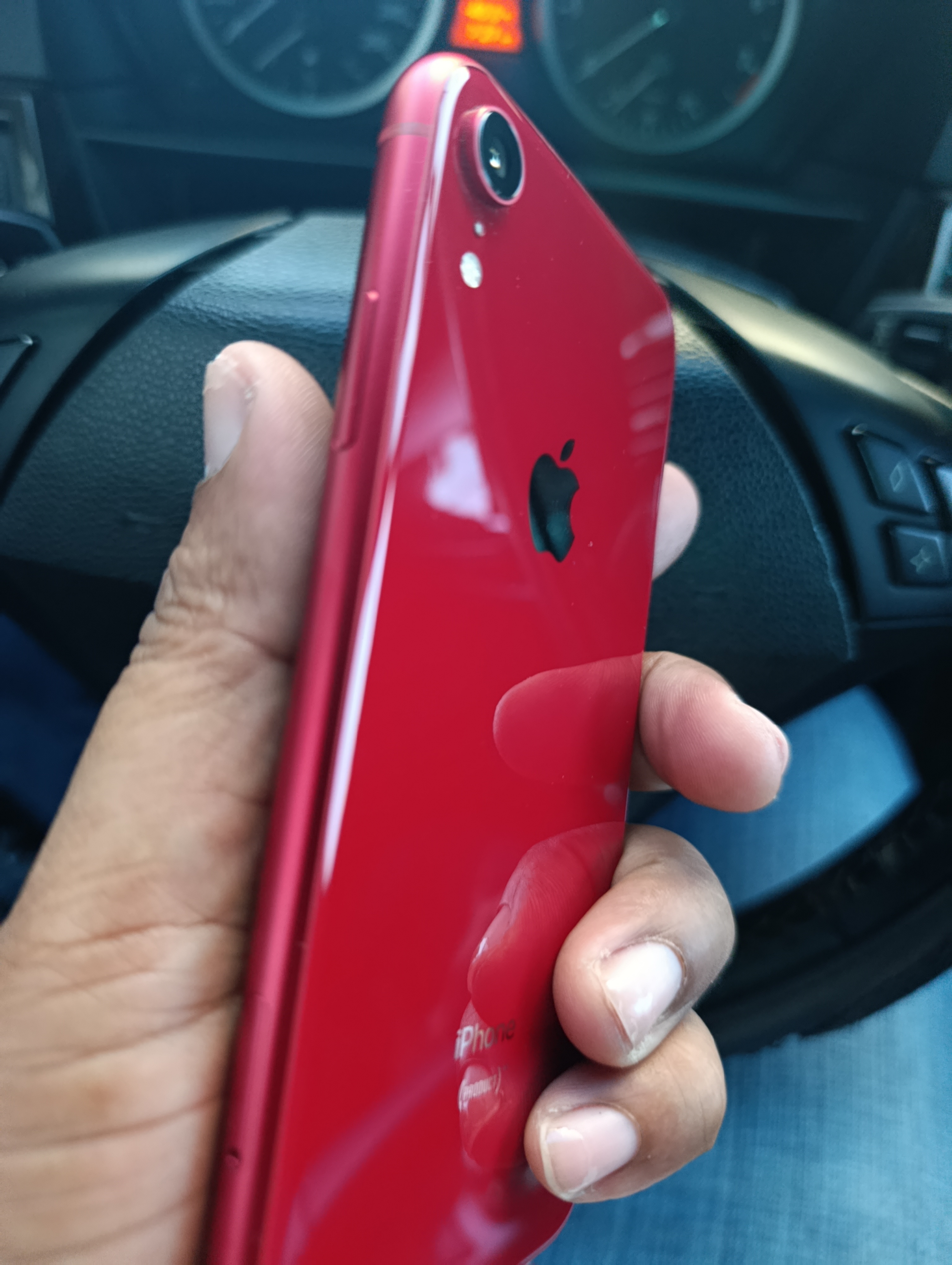 celulares y tabletas - iPhone XR  4