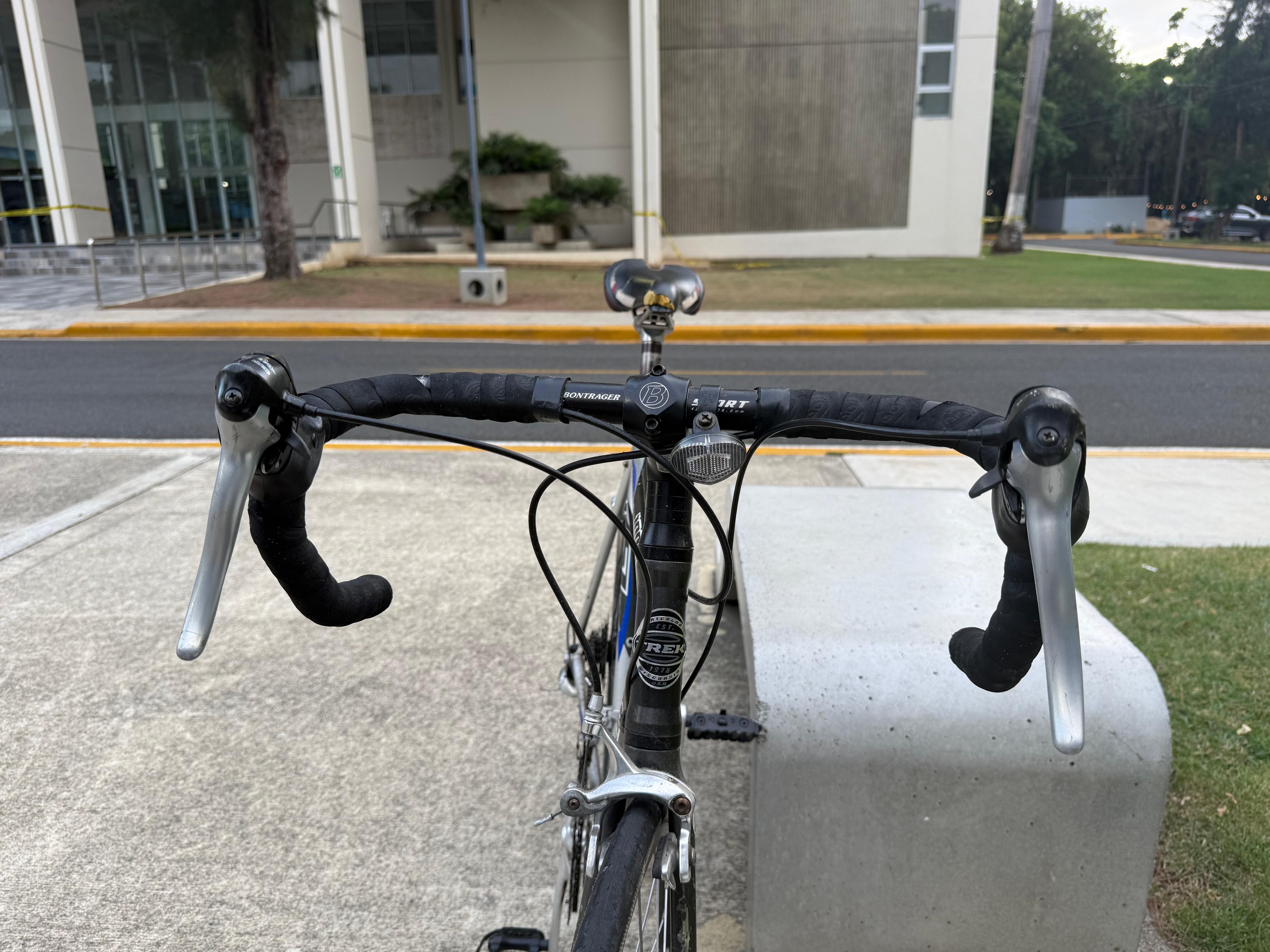 bicicletas y accesorios - Bicicleta de Ruta marca Trek 2