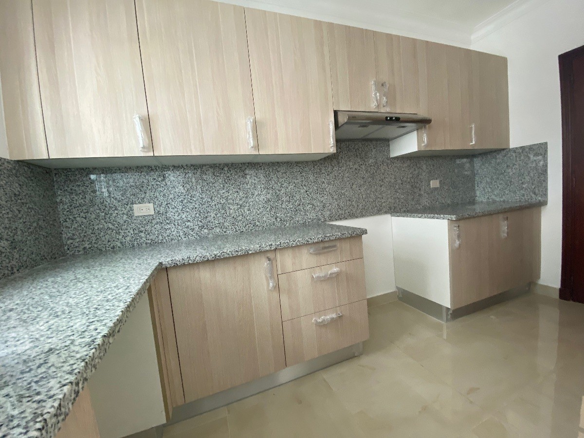apartamentos - Alquiler de Apartamento Vacio en Naco 3 hab- 2 parqueos  6