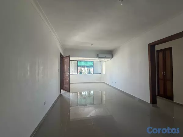apartamentos - alquiló Evaristo Morales piso 4 dos habitaciones dos baños dos parqueos servicio 9