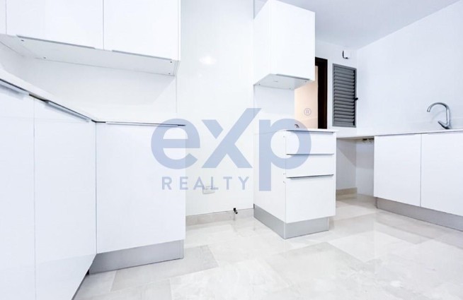 apartamentos - Alquiler de Apartamento - ALQUILER EN NACO en Torre Moderna Vacio 6